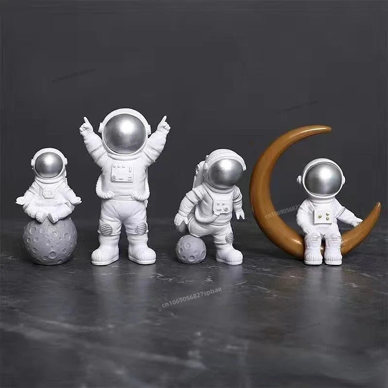 4 pcs Astronaut Figure Statue Figurine Spaceman Sculpture Educational Toy