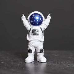 4 pcs Astronaut Figure Statue Figurine Spaceman Sculpture Educational Toy